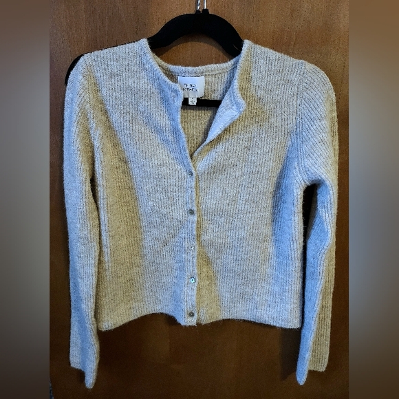 Called to Surf Collette cardigan - Picture 3 of 4